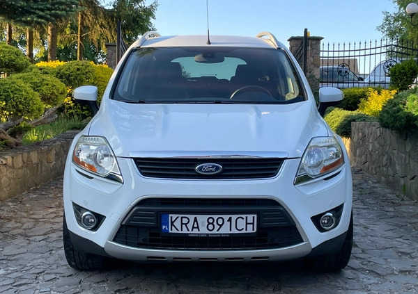 Ford Kuga cena 33900 przebieg: 180000, rok produkcji 2009 z Trzebnica małe 596